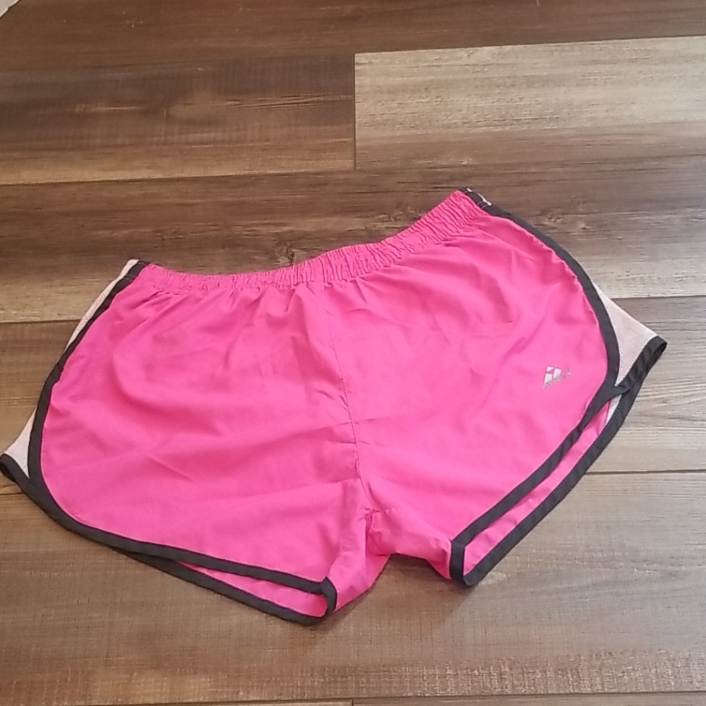 APEX pink athletic shorts 😍